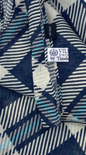 Load image into Gallery viewer, Villanova Fashion Scarf