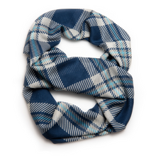 Load image into Gallery viewer, Villanova Infinity Scarf